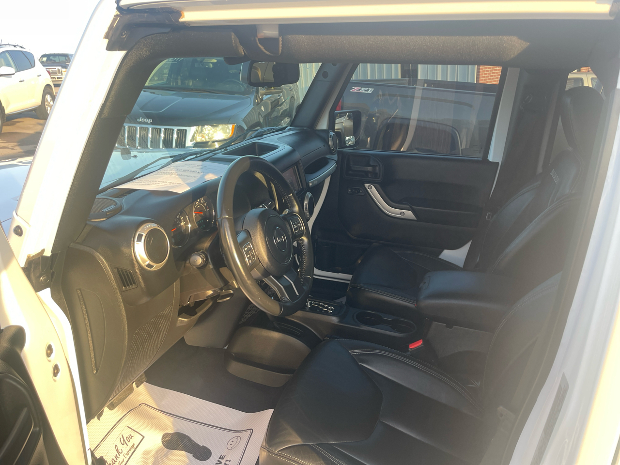 Jeep Wrangler Unlimited Sahara 4WD 2017