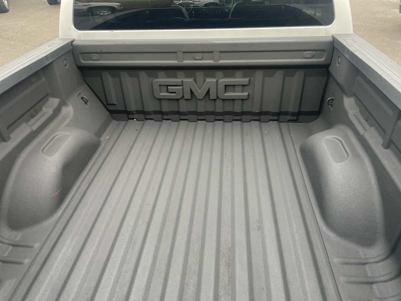 GMC Canyon 4WD Crew Cab 128.3" All Terrain w/Leather 2015
