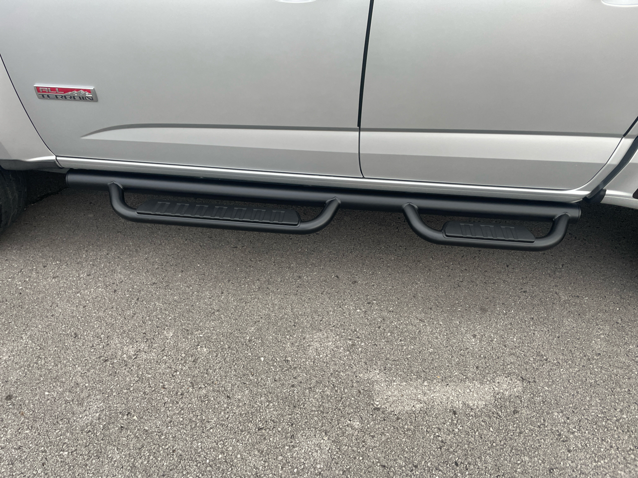 GMC Canyon 4WD Crew Cab 128.3" All Terrain w/Leather 2015