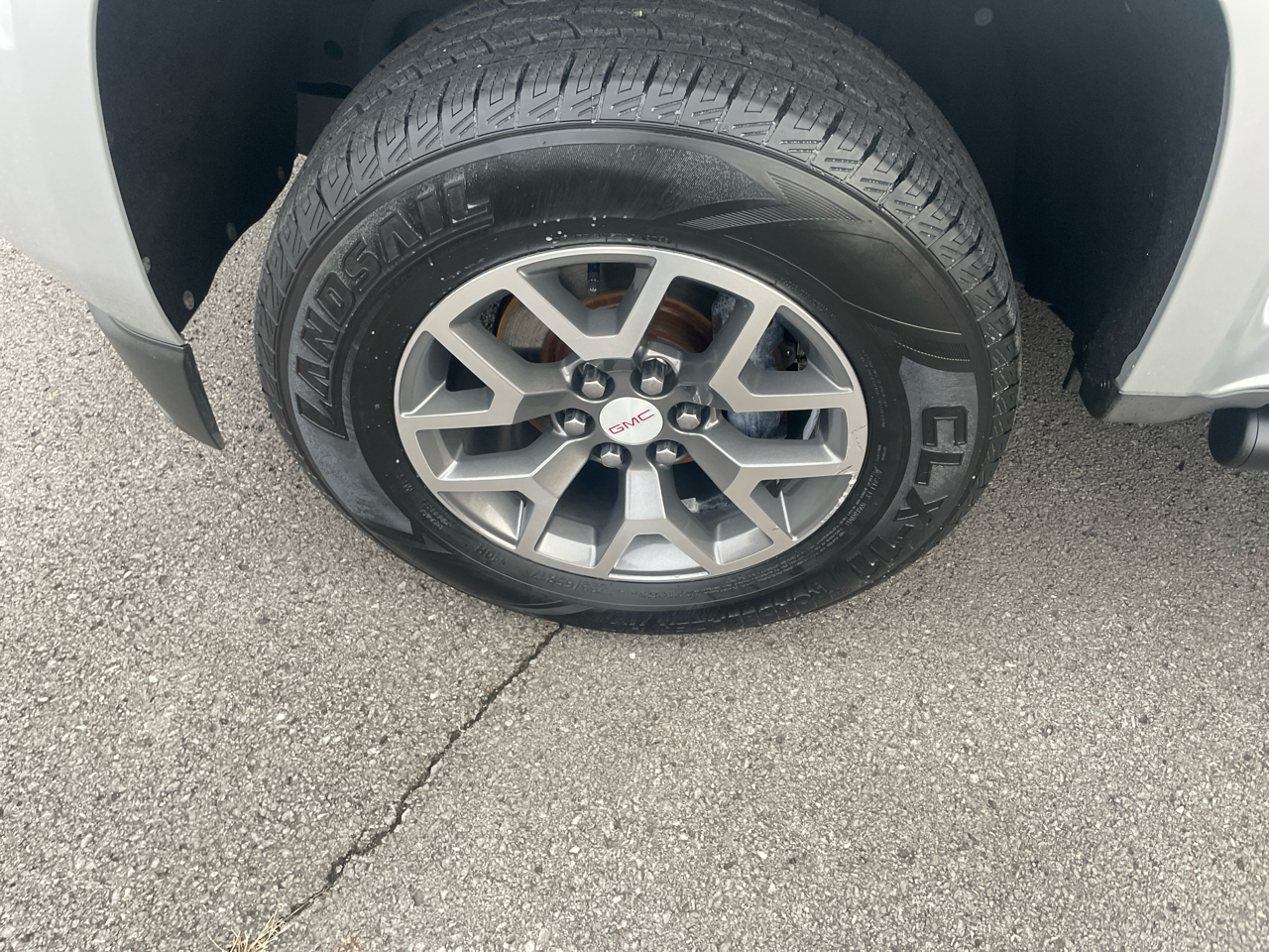 GMC Canyon 4WD Crew Cab 128.3" All Terrain w/Leather 2015