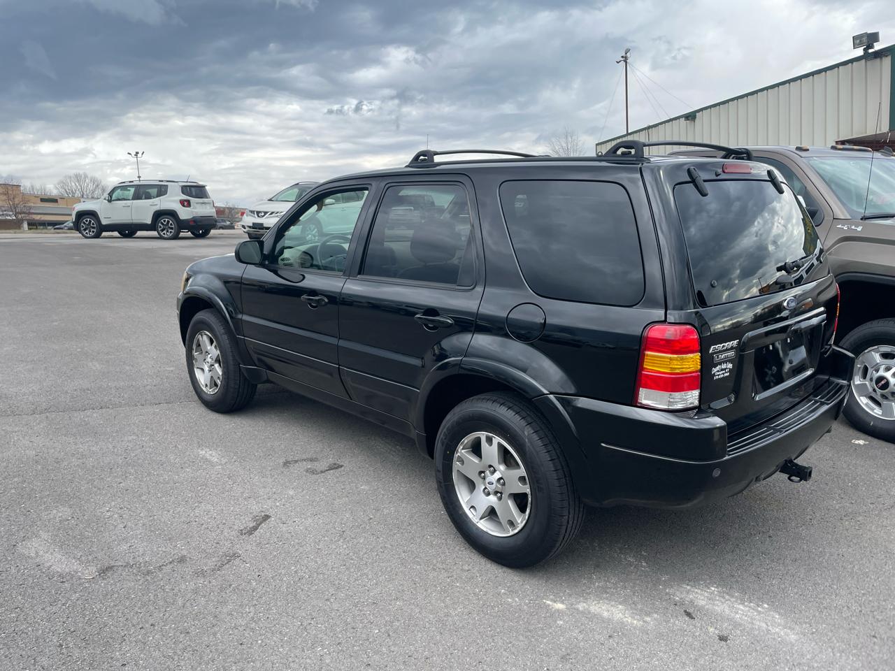 Ford Escape Limited 2WD 2003