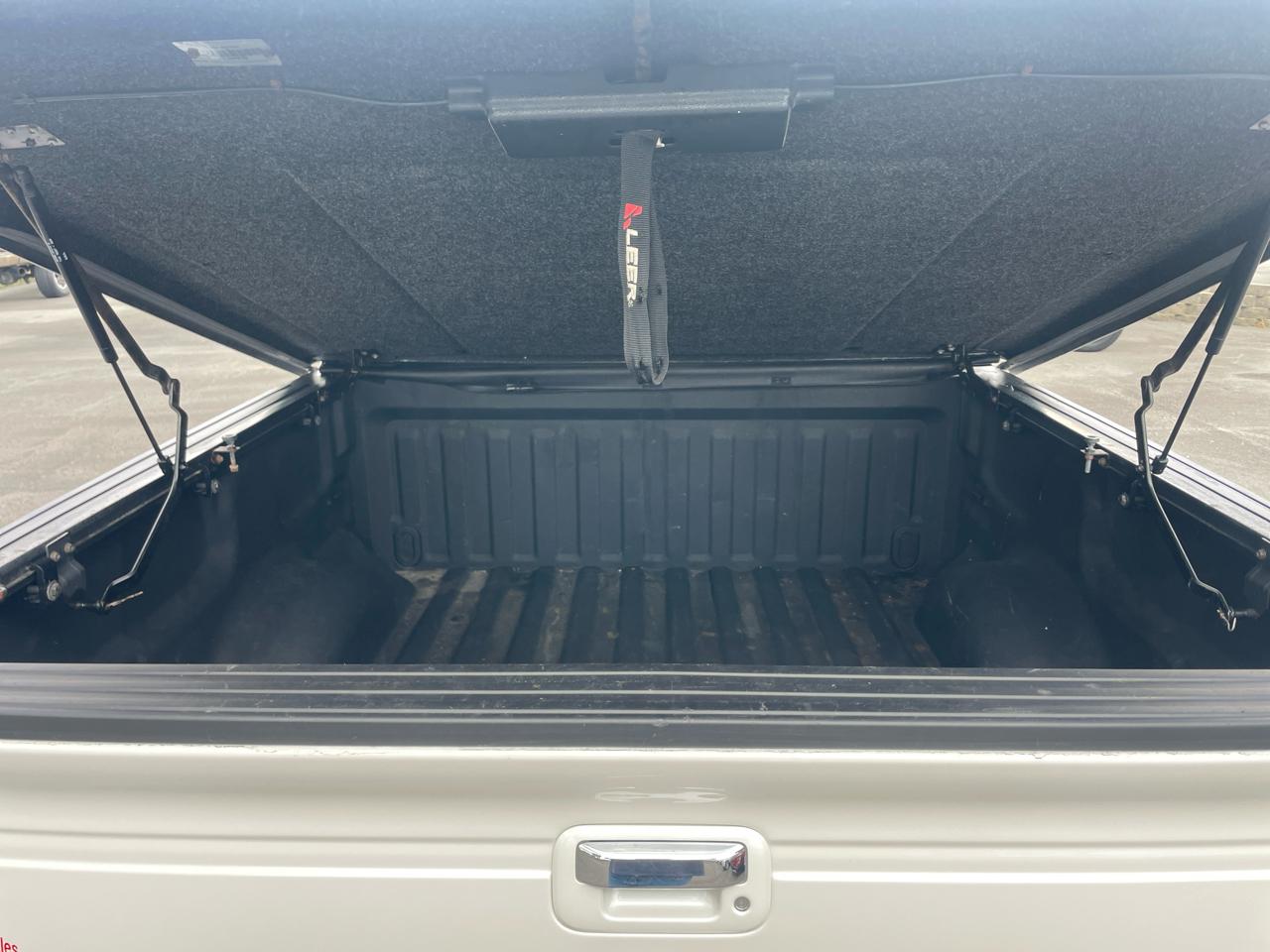 Ford F-150 4WD SuperCrew 139" Lariat 2011