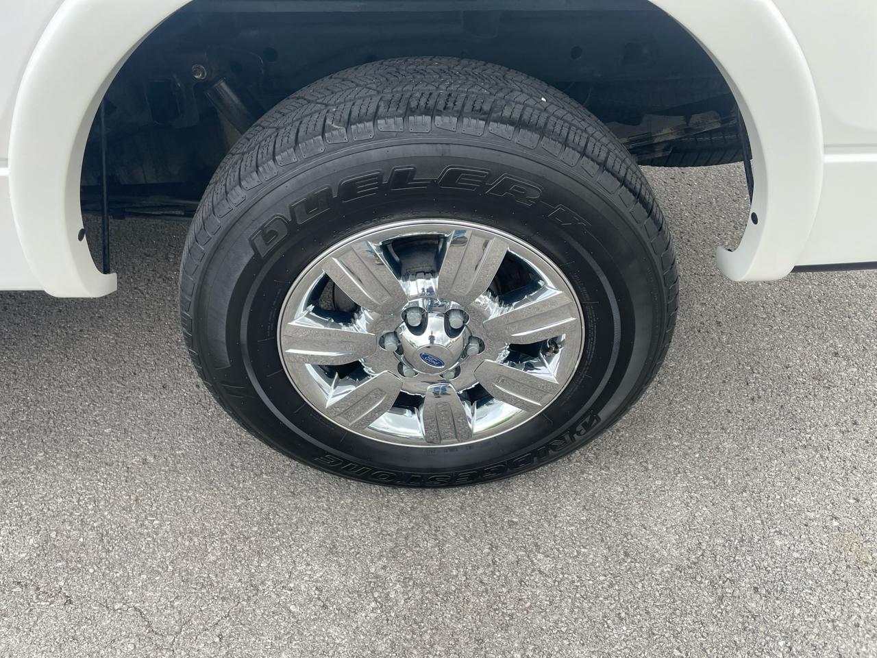 Ford F-150 4WD SuperCrew 139" Lariat 2011