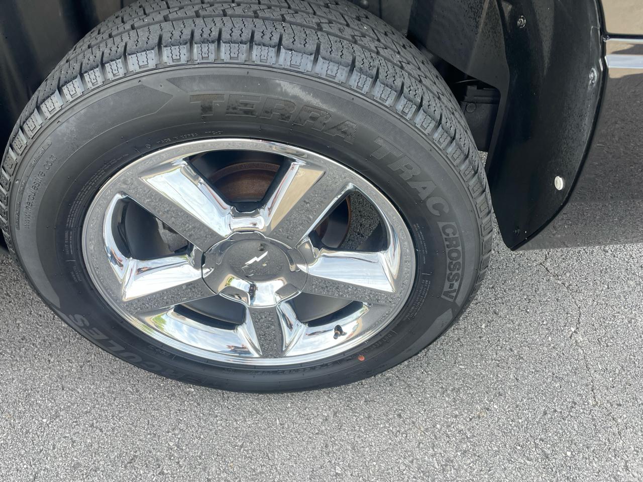 Chevrolet Suburban LTZ 1500 4WD 2012