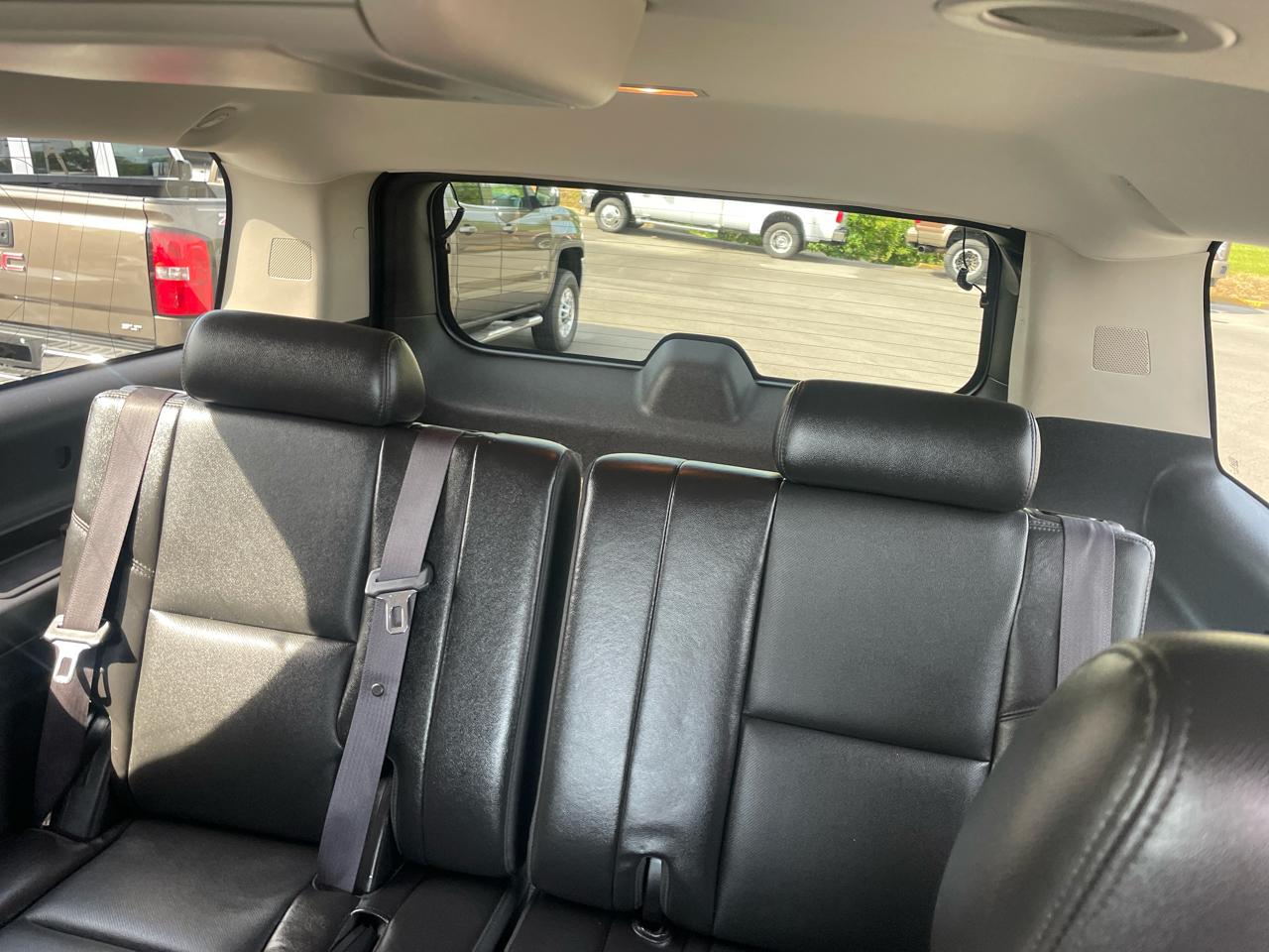 Chevrolet Suburban LTZ 1500 4WD 2012
