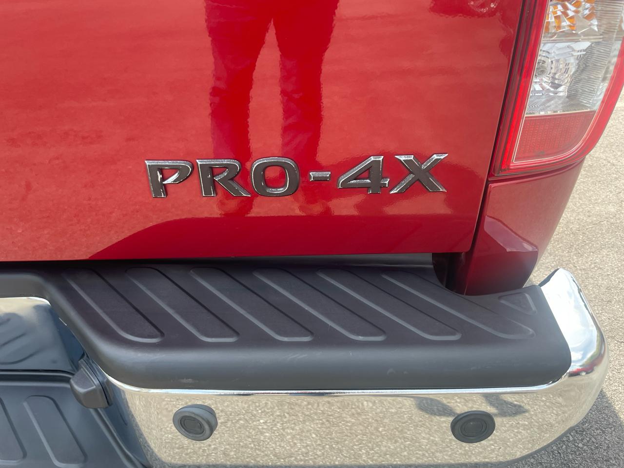 Nissan Frontier PRO-4X Crew Cab 4WD 2014