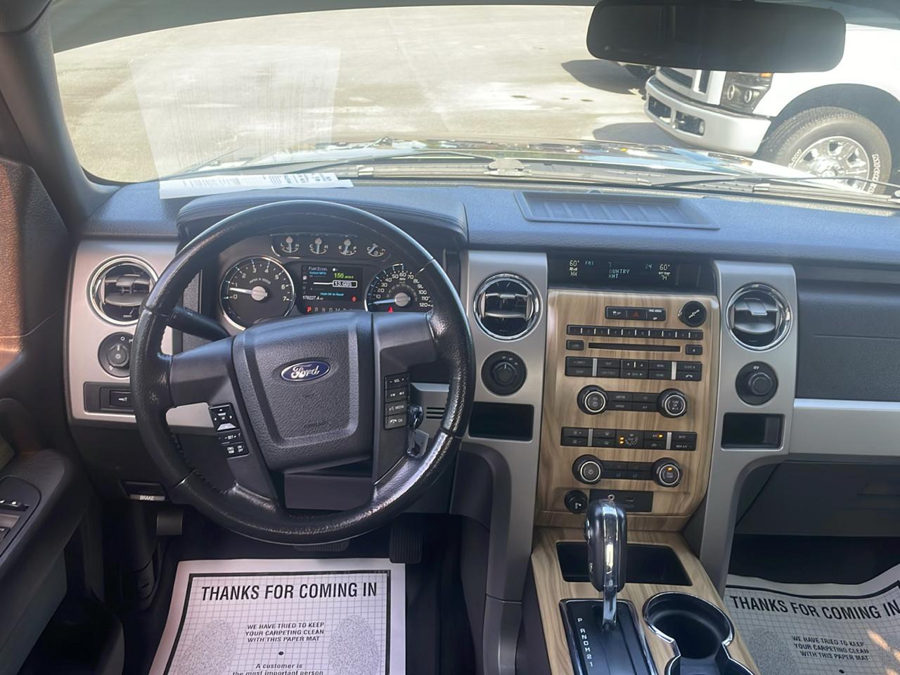 Ford F-150 4WD SuperCrew 139" Lariat 2011