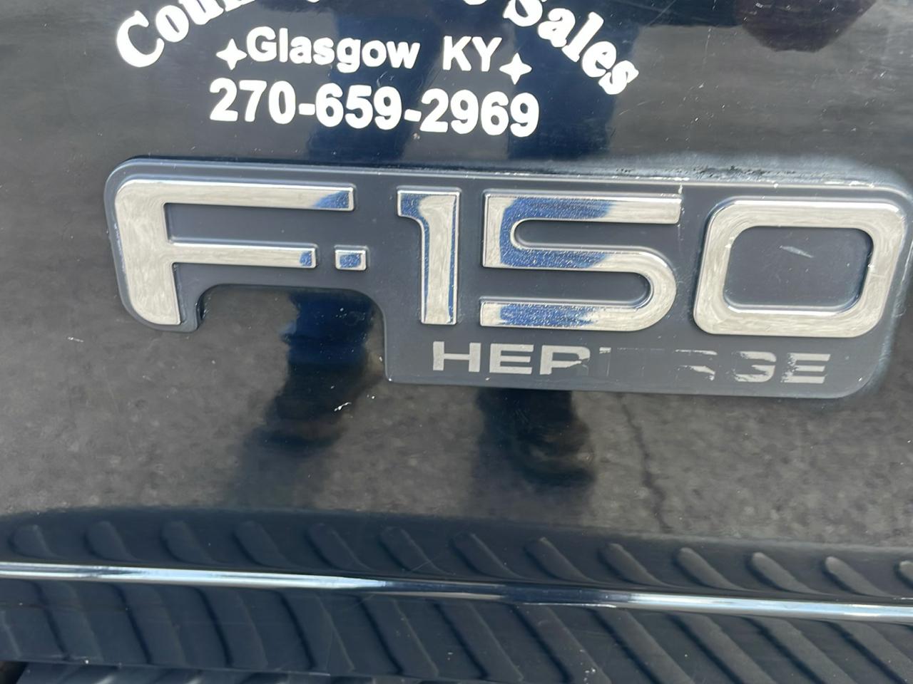 Ford F-150 2WD Reg Cab 126" XL 2004