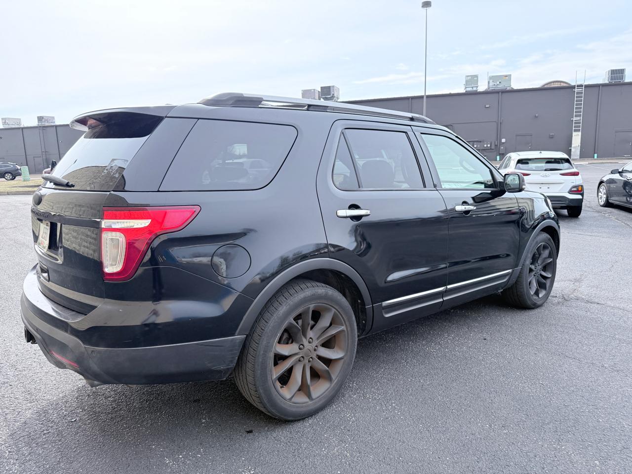 Ford Explorer Limited FWD 2012