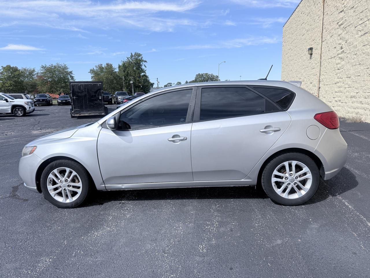 Kia Forte 5-Door EX 2011