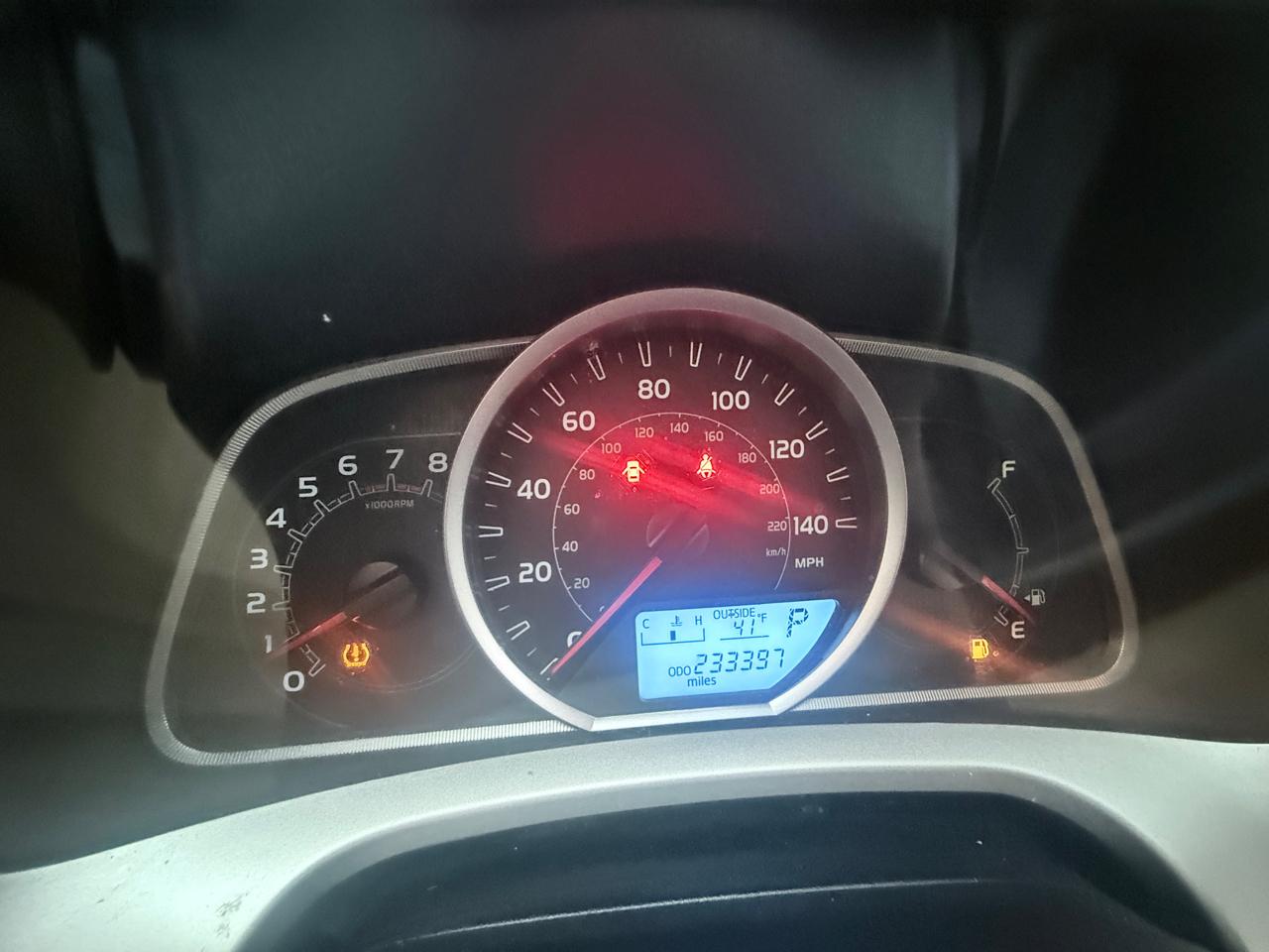 Toyota RAV4 LE FWD 2013