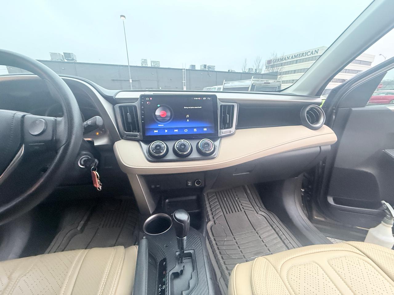 Toyota RAV4 LE FWD 2013