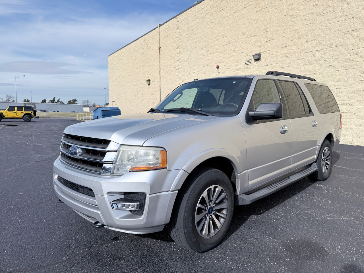 Ford Expedition EL XLT 4WD 2016
