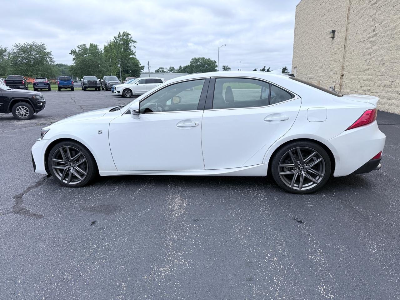 Lexus IS 300 AWD 2017