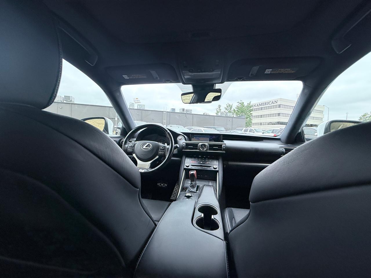 Lexus IS 300 AWD 2017