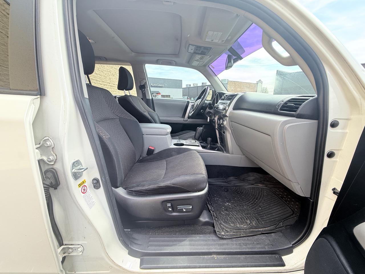 Toyota 4Runner SR5 4WD 2012