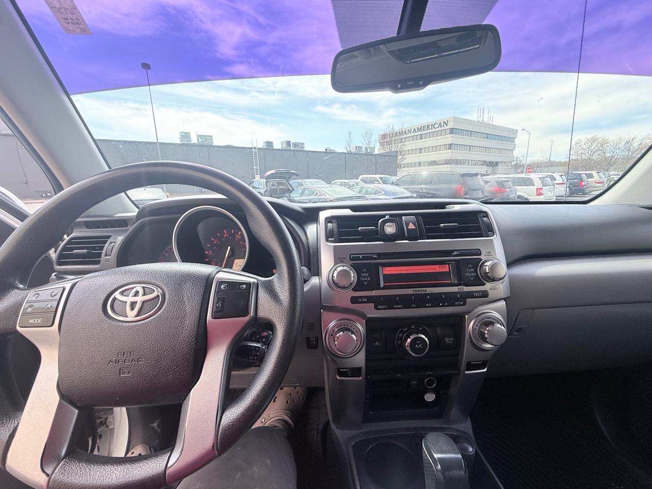 Toyota 4Runner SR5 4WD 2012