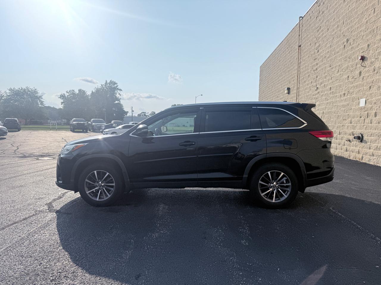 Toyota Highlander XLE AWD V6 2019