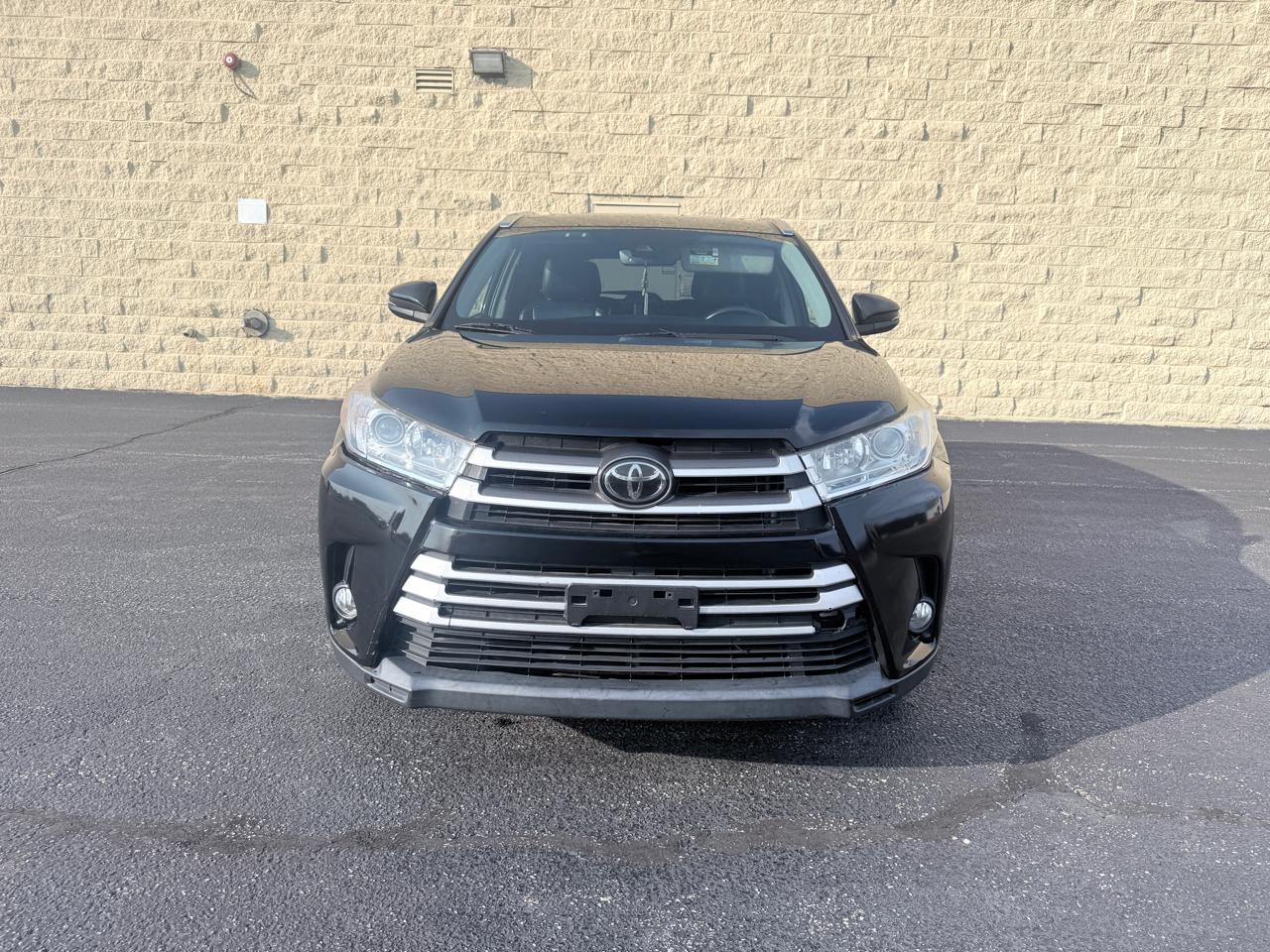 Toyota Highlander XLE AWD V6 2019
