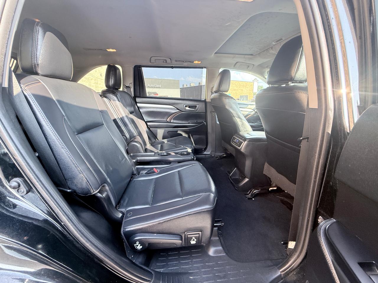 Toyota Highlander XLE AWD V6 2019