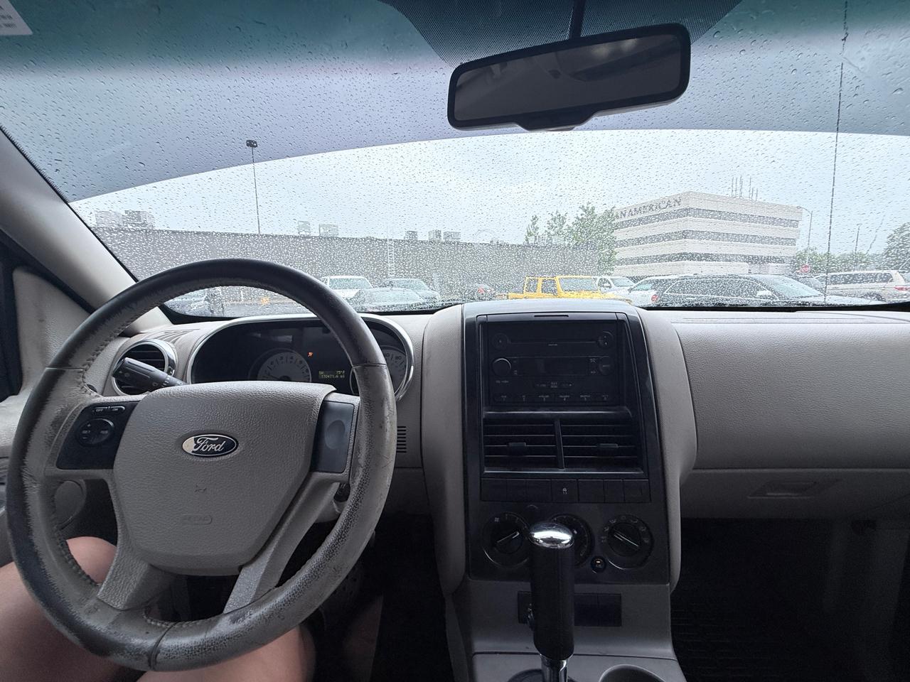 Ford Explorer Sport Trac XLT 4.0L 2WD 2007