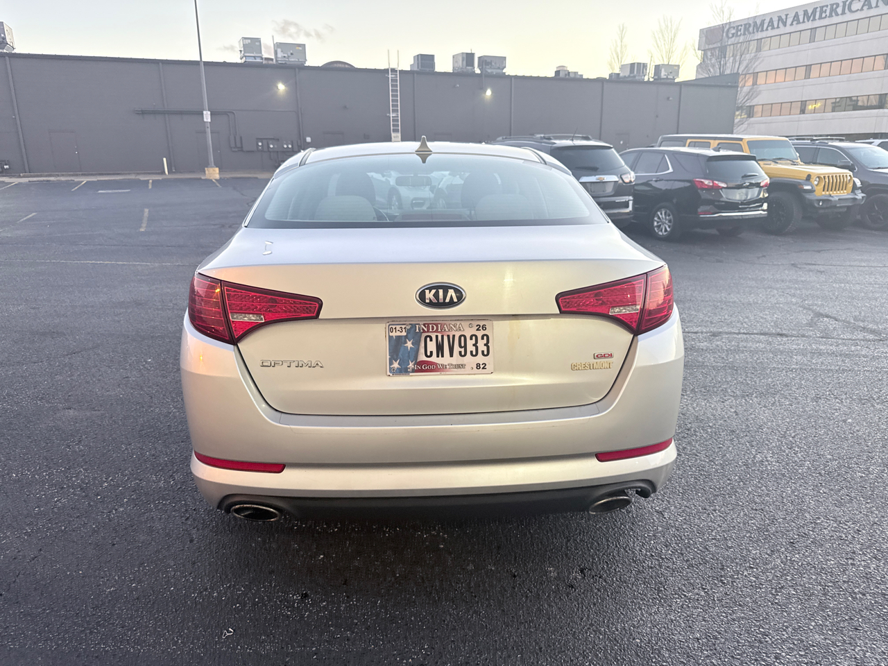 Kia Optima LX MT 2013