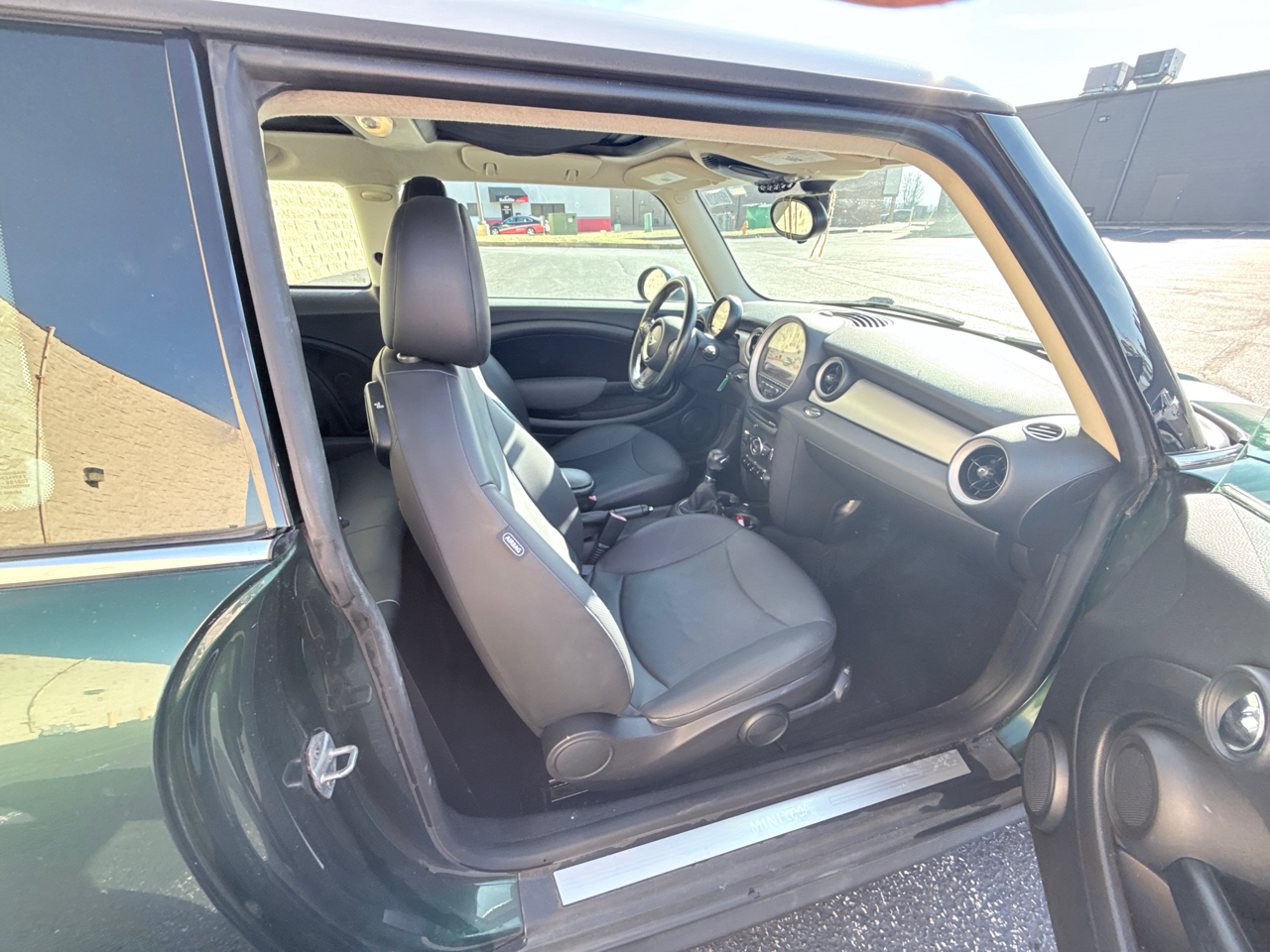 MINI Cooper Base 2011