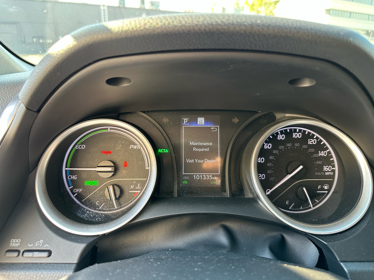 2021 Toyota Camry Hybrid LE photo 12