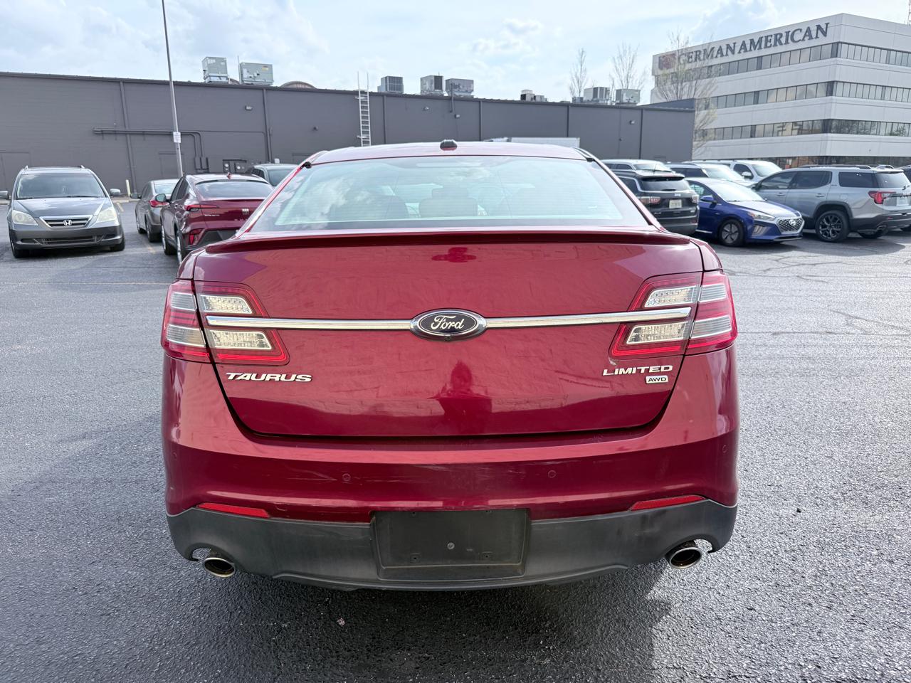 Ford Taurus Limited AWD 2016