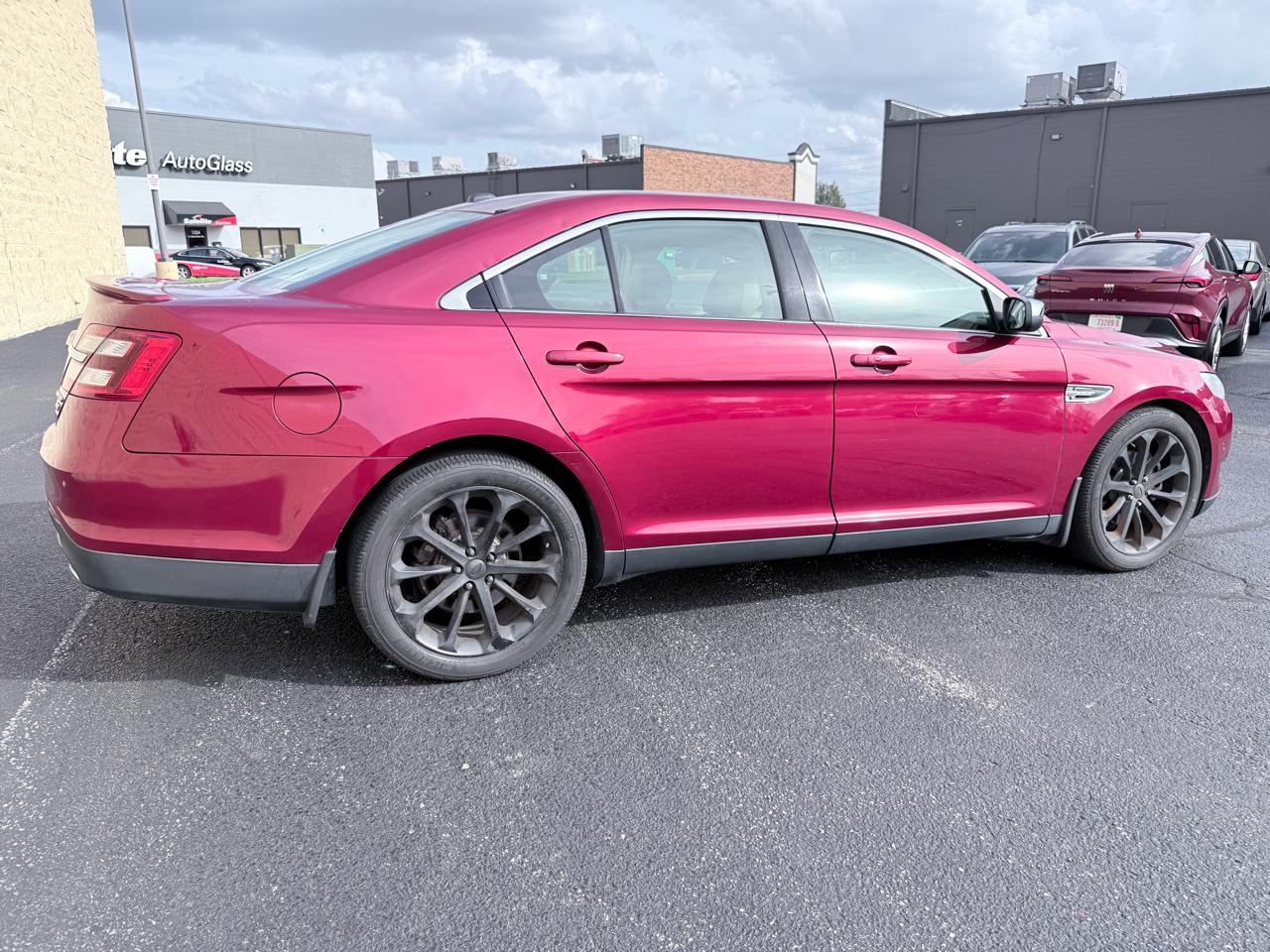 Ford Taurus Limited AWD 2016