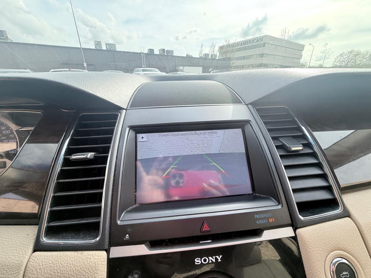 Ford Taurus Limited AWD 2016