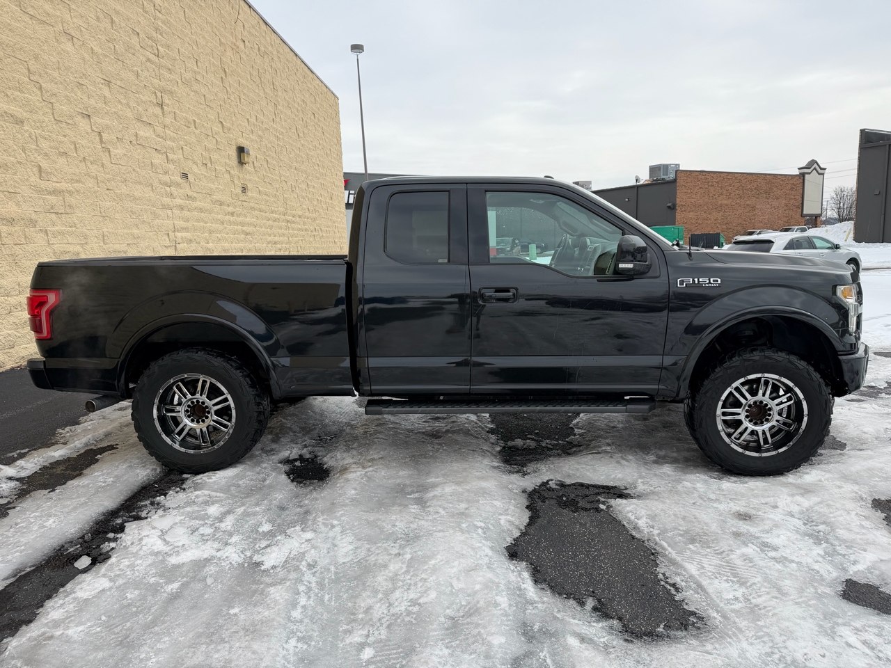 Ford F-150 Lariat 2015