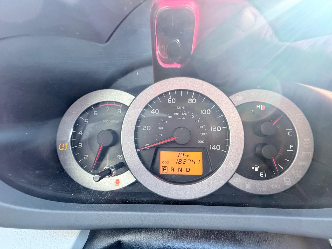 Toyota RAV4 Base I4 4WD 2012