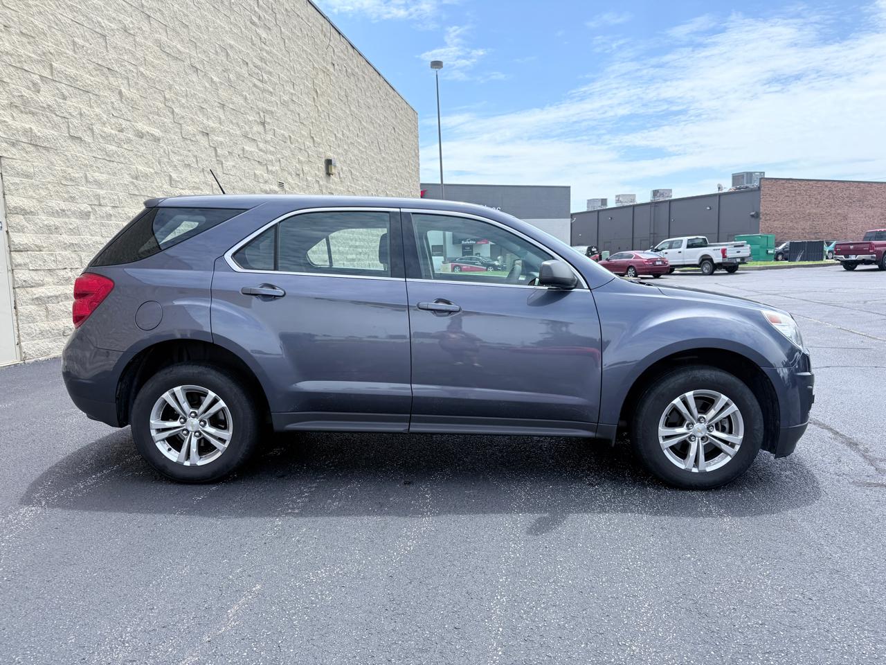 Chevrolet Equinox LS 2WD 2013
