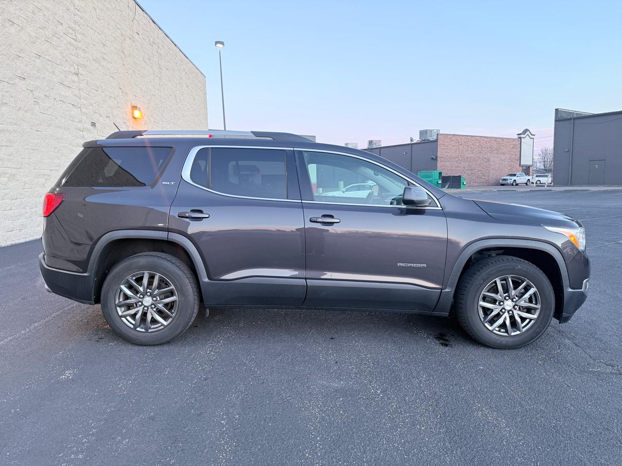 GMC Acadia SLT-1 FWD 2017