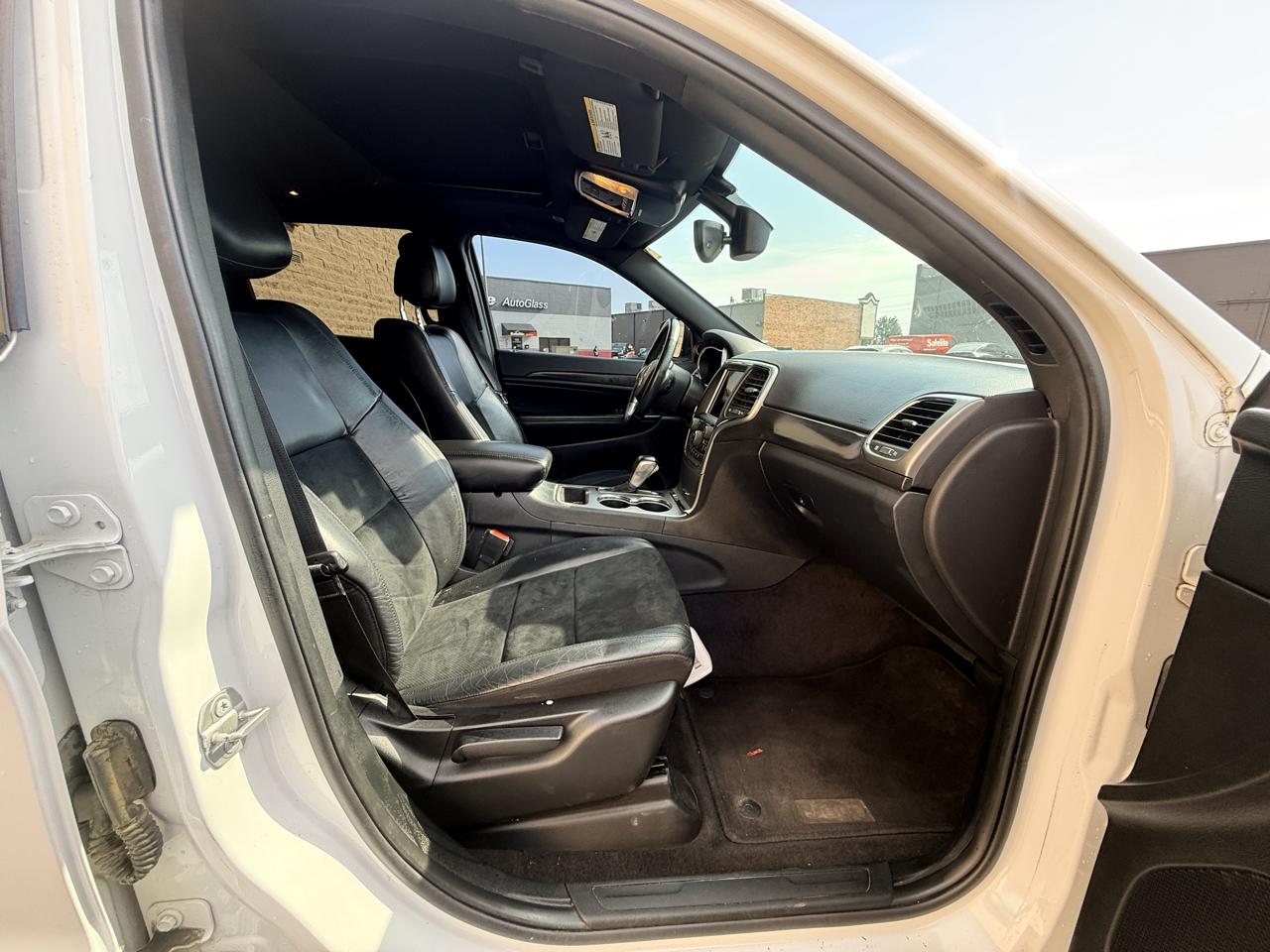 Jeep Grand Cherokee Laredo 4WD 2018