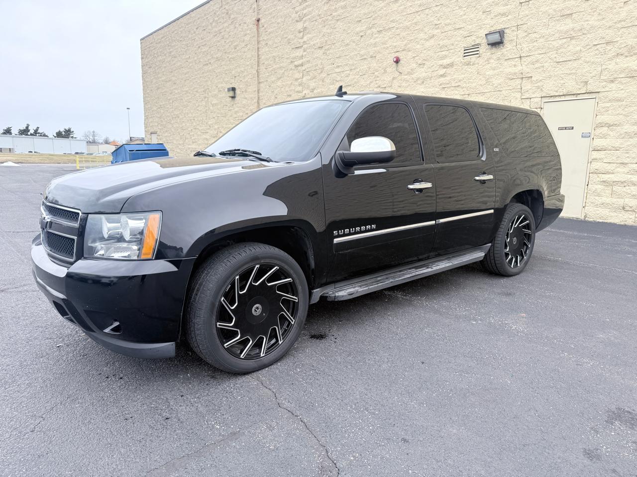 Chevrolet Suburban LTZ 1500 4WD 2012