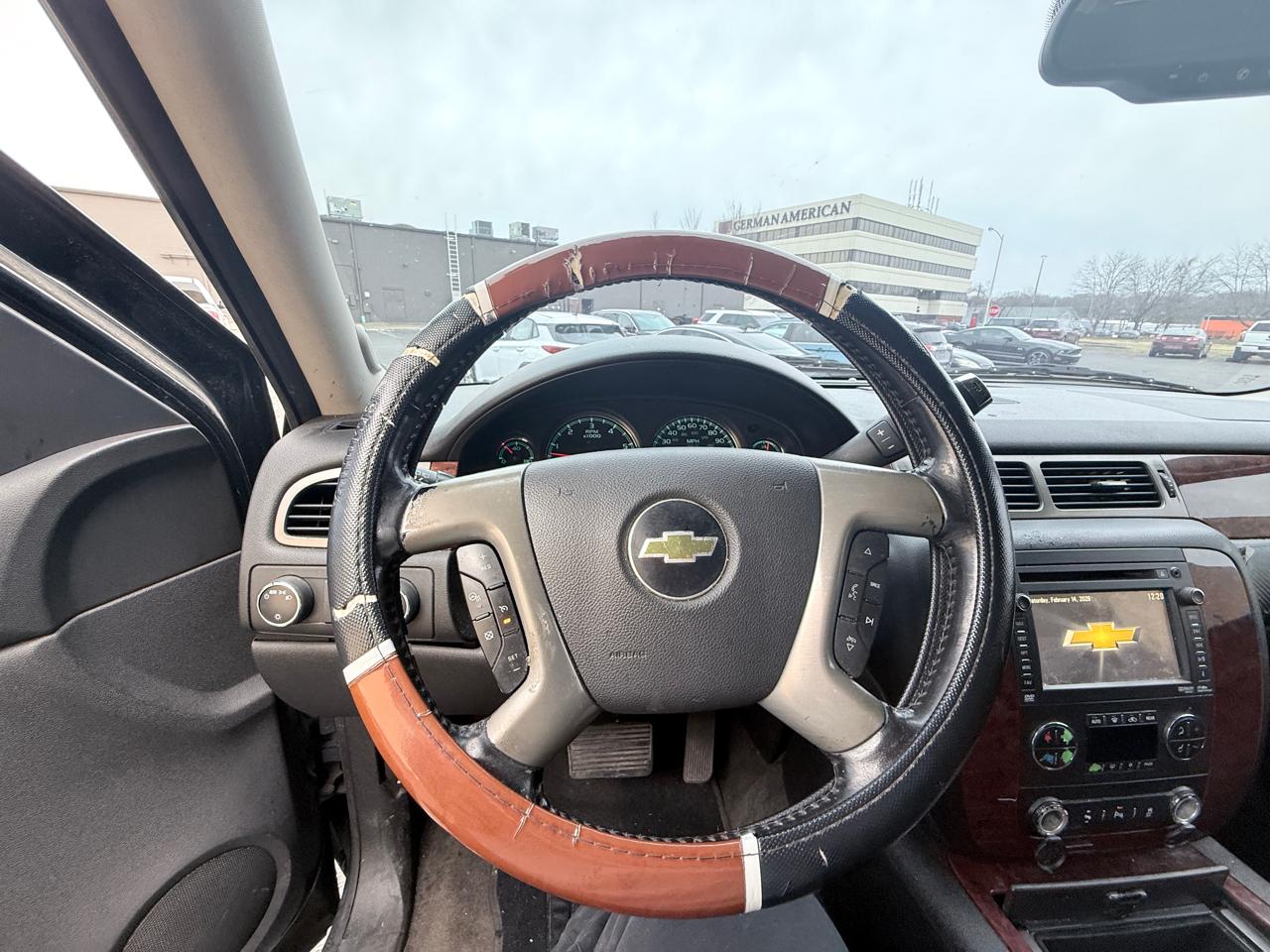 Chevrolet Suburban LTZ 1500 4WD 2012