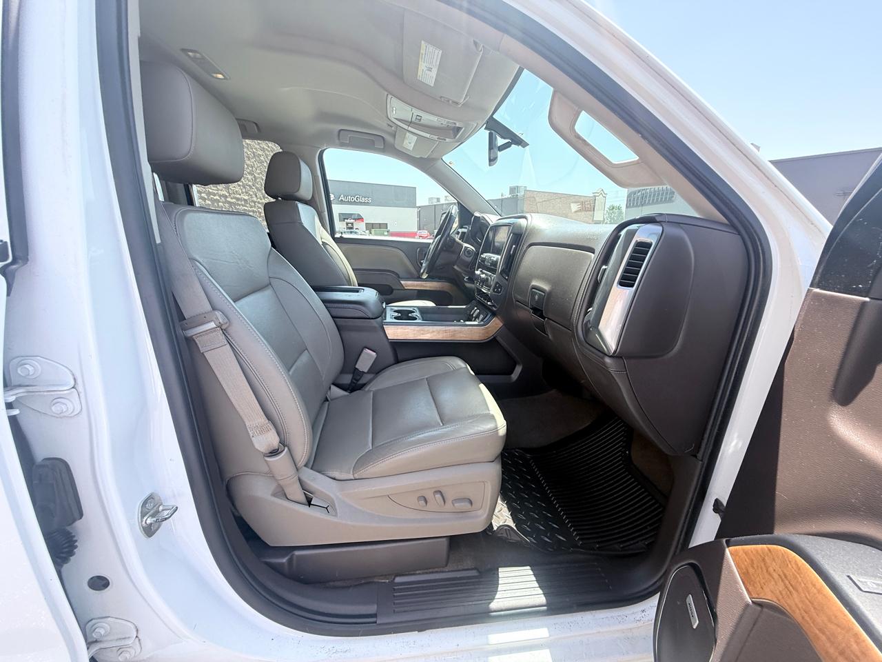 Chevrolet Silverado 1500 LTZ Double Cab Short Box 4WD 2016