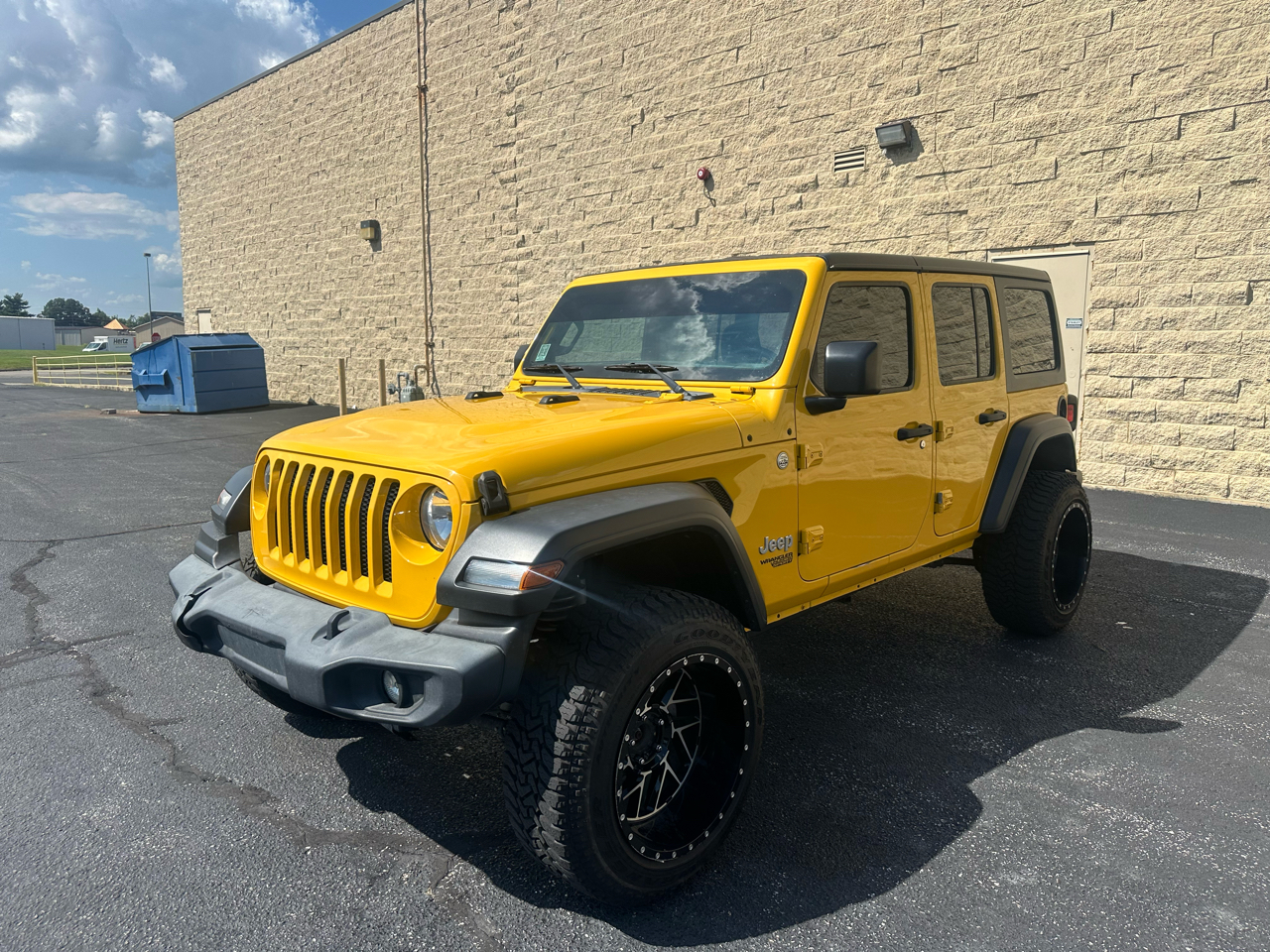 2019 Jeep Wrangler Unlimited Sport's photo