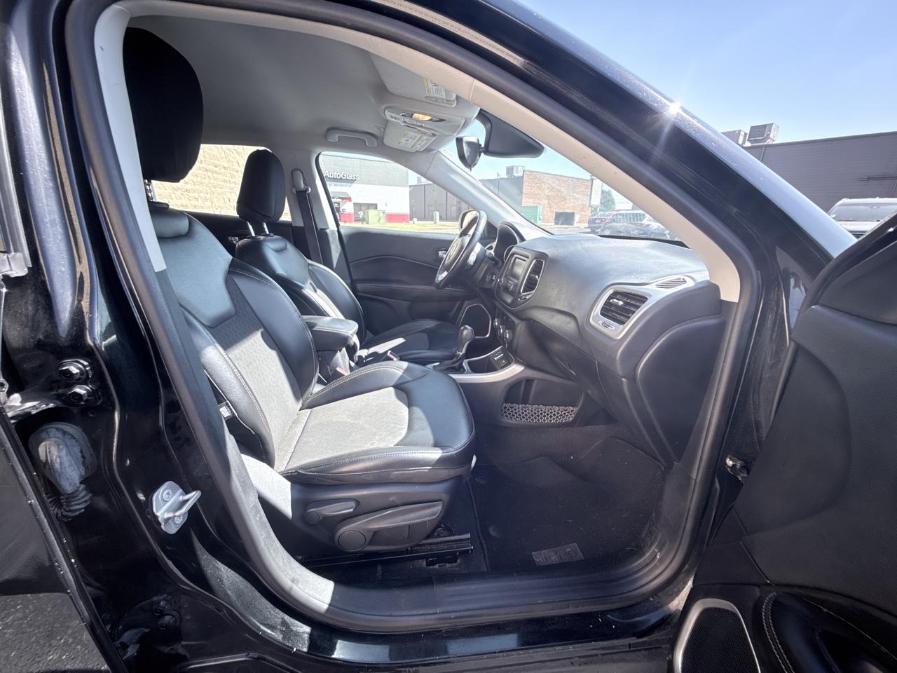 Jeep Compass Latitude FWD 2018