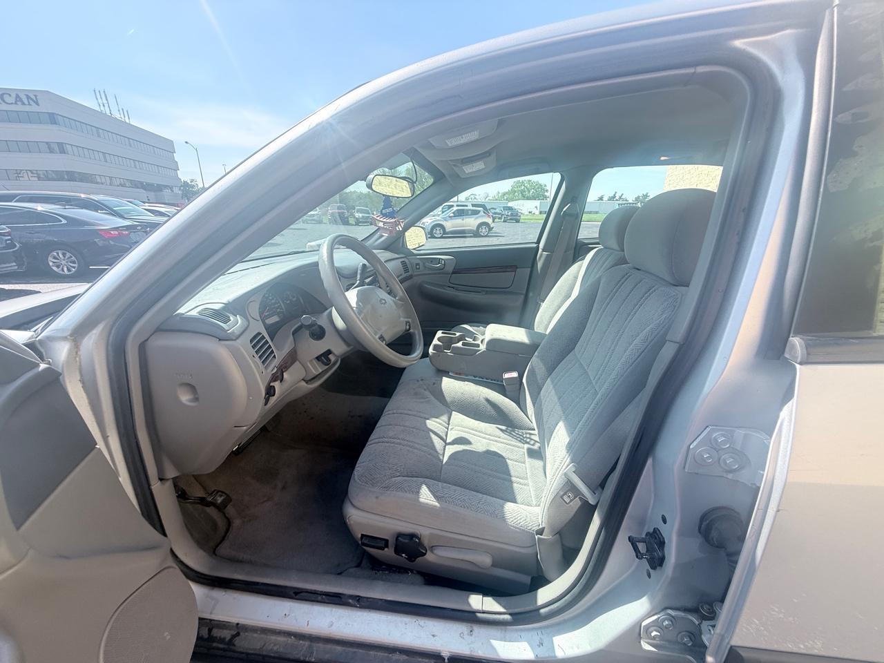 Chevrolet Impala Base 2004