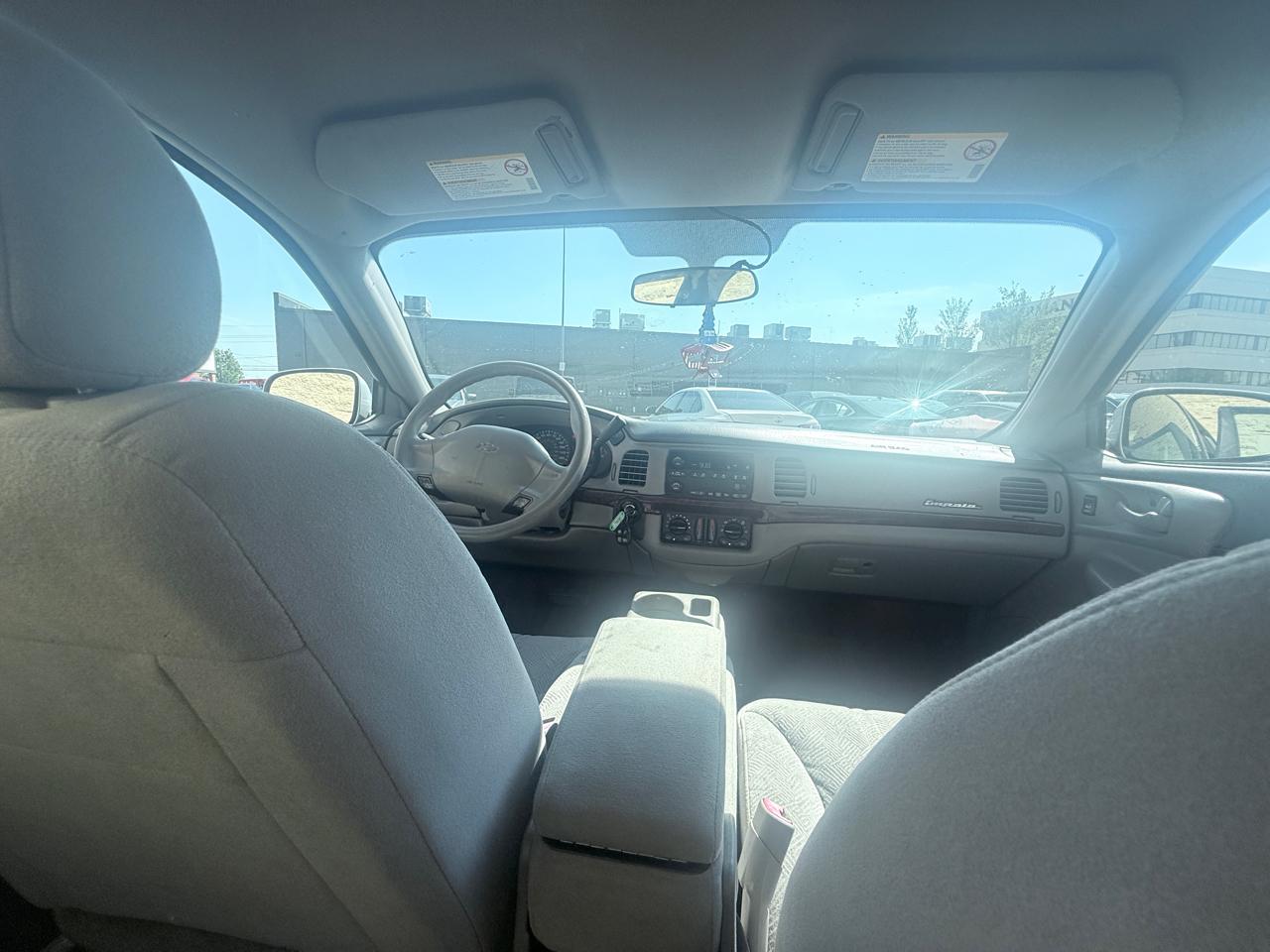 Chevrolet Impala Base 2004