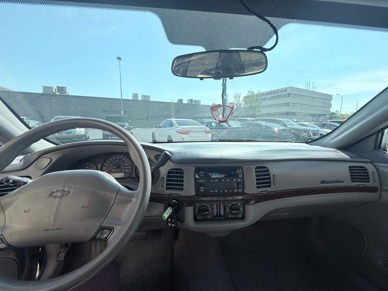 Chevrolet Impala Base 2004