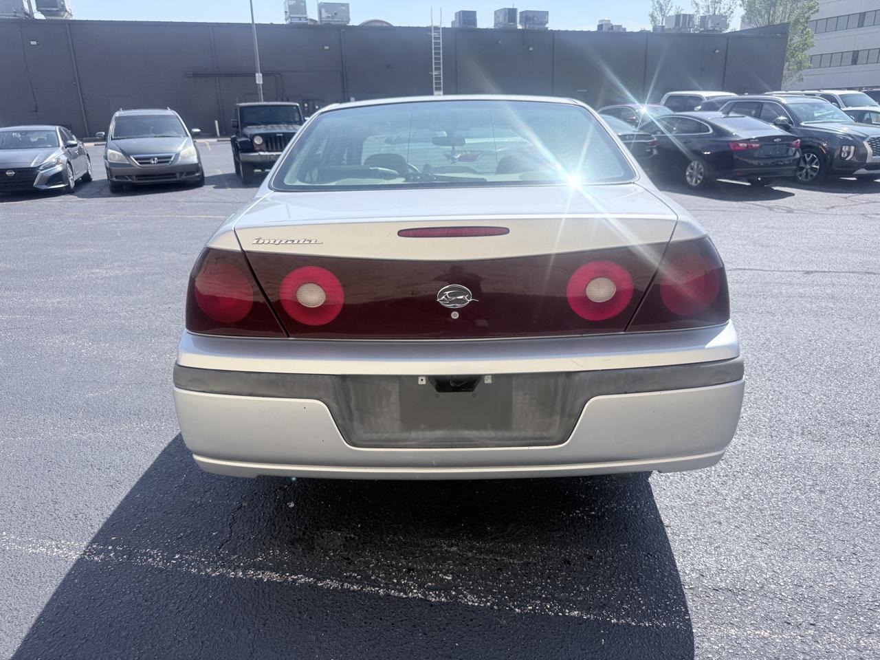 Chevrolet Impala Base 2004