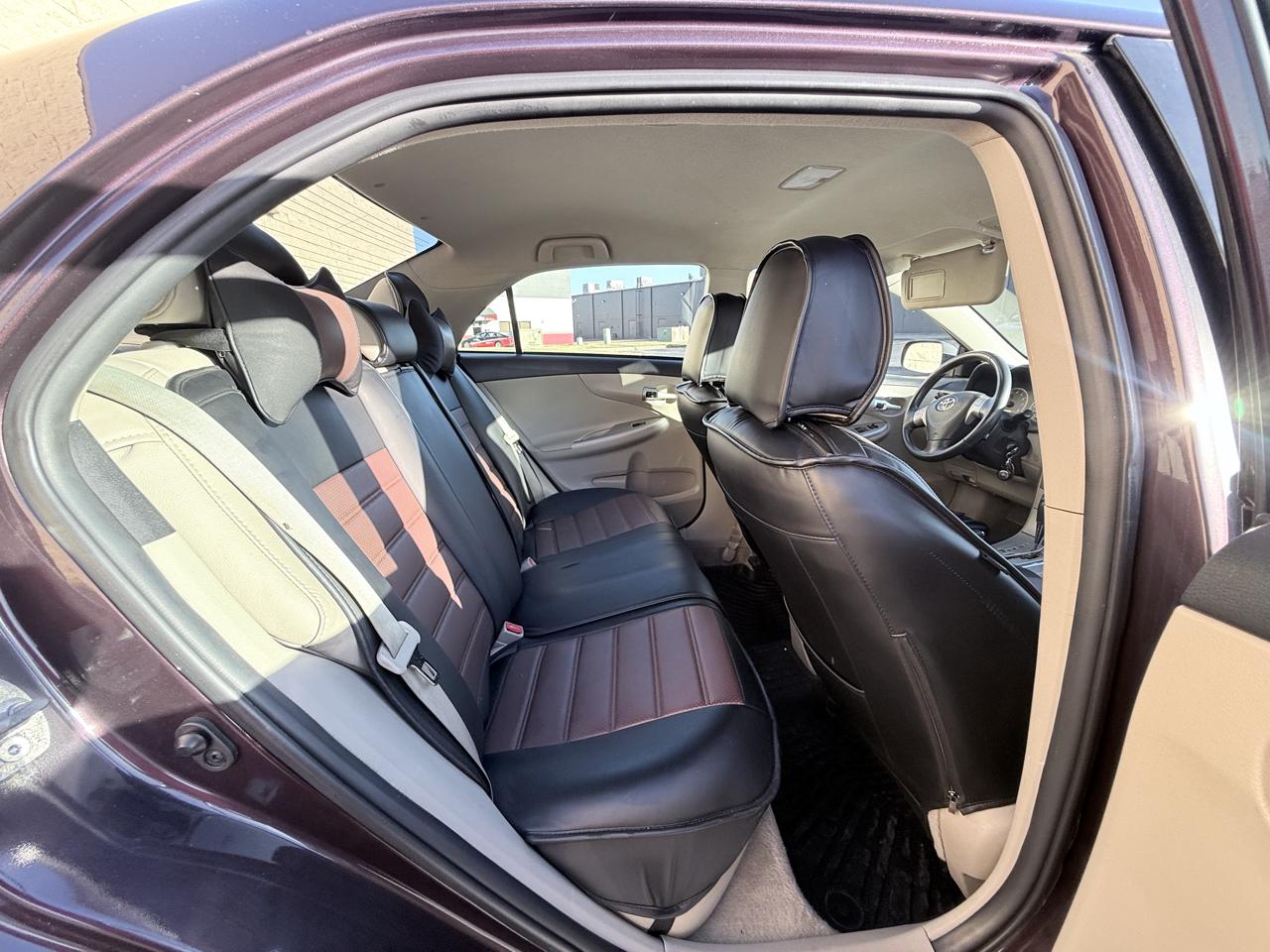 Toyota Corolla S 5-Speed MT 2013