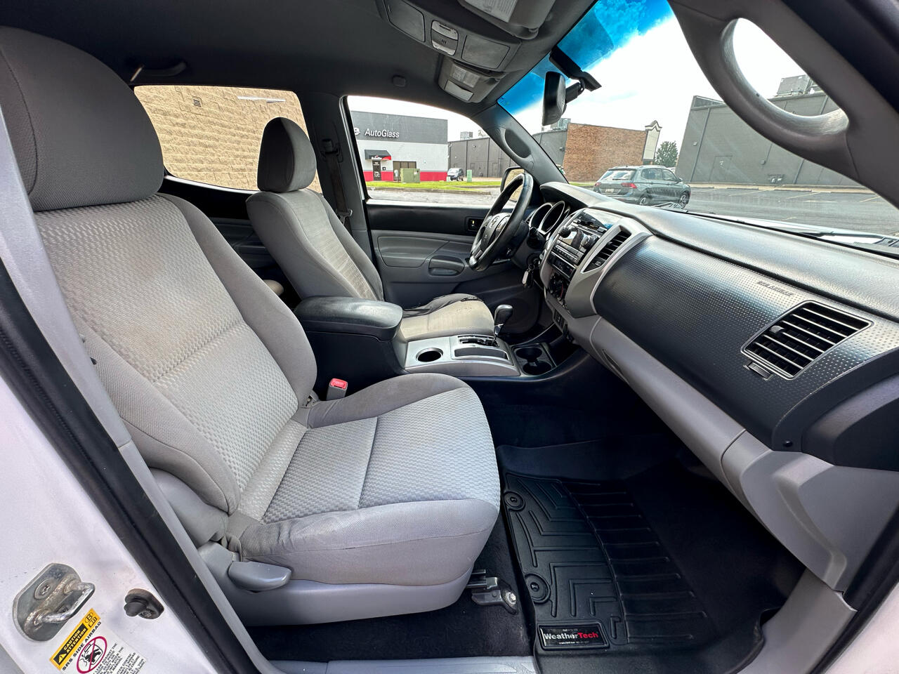 2012 Toyota Tacoma Double Cab V6 4x4 photo 11