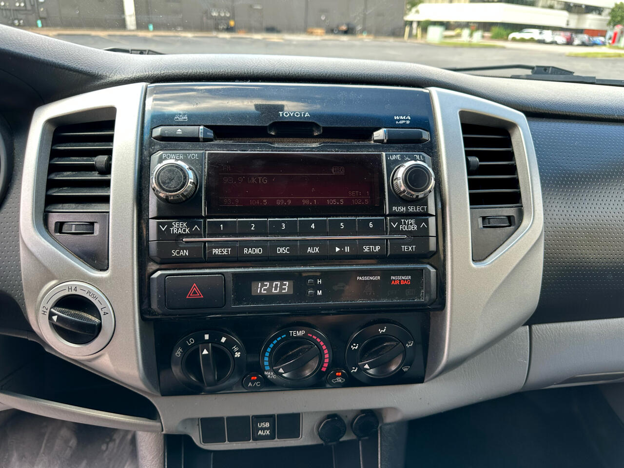 2012 Toyota Tacoma Double Cab V6 4x4 photo 16