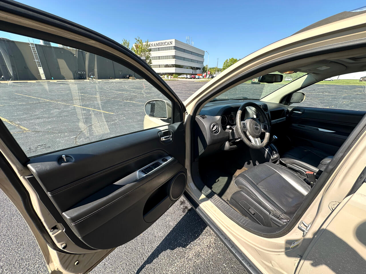 2017 Jeep Compass Latitude photo 8