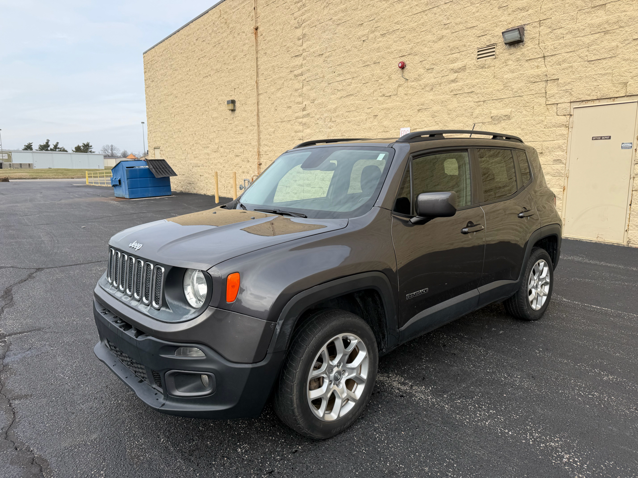 2016 Jeep Renegade Latitude's photo